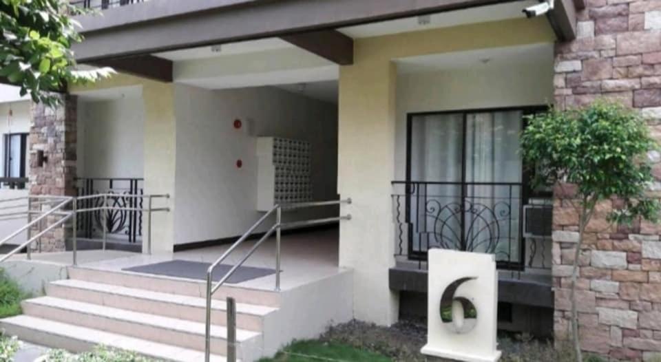 Apartamento Apartelle D' Oasis Davao Exterior foto